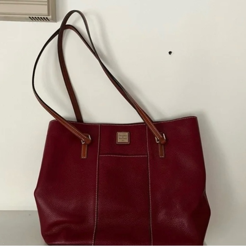 ❌SOLD❌ Dooney and Burke Tote Bag